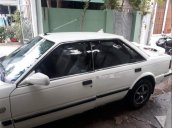 Bán xe Nissan Bluebird năm 1985, màu trắng, máy lạnh tê tái