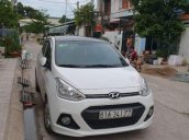 Bán Hyundai Grand i10 MT năm sản xuất 2017, màu trắng, nhập khẩu, xe gia đinh đi bao rin