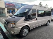 Cần bán xe Ford Transit 2018 màu xám máy dầu