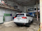 Gia đình bán Mitsubishi Pajero Sport số tự động đăng ký 2017, màu trắng, giá tốt