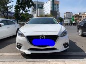 Cần bán gấp Mazda 3 năm sản xuất 2015, màu trắng xe gia đình, giá tốt