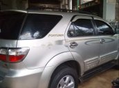 Bán xe Toyota Fortuner 2010, màu bạc, chính chủ, 630tr