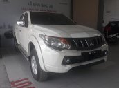 Bán Mitsubishi Triton 4x4 sản xuất 2018, màu bạc, nhập khẩu, 605tr