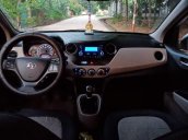 Chính chủ bán Hyundai Grand i10 năm 2014, ĐK 2015, màu bạc, nhập khẩu