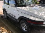 Bán Ssangyong Korando 2005, màu trắng giá cạnh tranh