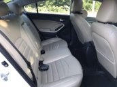 Bán Kia Cerato 1.6AT đời 2018, màu trắng xe gia đình, giá chỉ 587 triệu