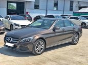 Bán xe Mercedes C200 nâu/kem 2018 cũ chính hãng lướt giá tốt, trả trước 450 triệu nhận xe ngay