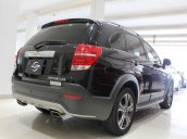 Bán xe Chevrolet Captiva đời 2016, màu đen