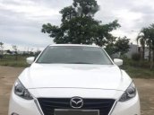 Bán xe Mazda 3 năm sản xuất 2015, màu trắng 