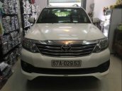 Cần bán lại xe Toyota Fortuner năm 2014, màu trắng, giá chỉ 780 triệu