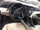 Cần bán xe Toyota Camry năm 2019, màu đen, nhập khẩu