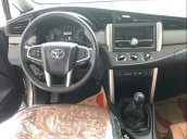 Cần bán Toyota Innova năm 2019, màu xám, nhập khẩu