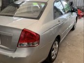 Gia đình bán Kia Cerato đời 2008, màu bạc, giá 220tr