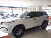 Toyota Fortuner máy dầu, số tự động, khuyến mãi cực tốt