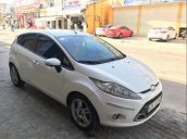 Bán Ford Fiesta đời 2014, màu trắng, xe nhập. số tự động