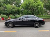 Bán xe Mercedes E200 màu nâu đời 2017 cũ chính hãng. Trả trước 750 triệu nhận xe ngay