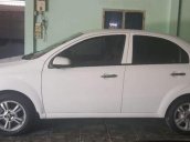 Cần bán Chevrolet Aveo, xe gia đình, cuối 2016, xe còn rất mới từ nội thất đến bên ngoài