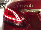 Bán xe Mercedes C200 sản xuất 2019, màu đỏ