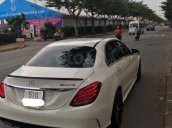 Xe Mercedes năm 2015, màu trắng, nhập khẩu nguyên chiếc