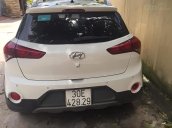 Xe Hyundai i20 Active sản xuất năm 2017, màu trắng, nhập khẩu nguyên chiếc