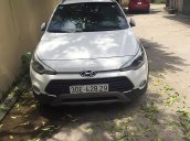 Xe Hyundai i20 Active sản xuất năm 2017, màu trắng, nhập khẩu nguyên chiếc