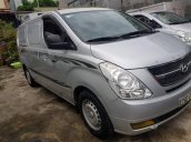 Bán Hyundai Grand Starex Van đời 2009, màu bạc