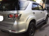 Bán Toyota Fortuner đời 2015, màu bạc, giá chỉ 700 triệu