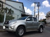 Bán xe Toyota Hilux sản xuất 2009, màu bạc, nhập khẩu