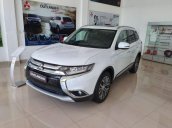 Cần bán xe Mitsubishi Outlander sản xuất 2019, màu trắng