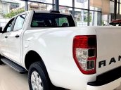 Cần bán Ford Ranger XLS 2.2L 4x2 MT sản xuất 2019, màu trắng 