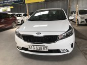 Bán Kia Cerato 1.6MT màu trắng, sản xuất 2018 biển Sài Gòn bản đủ đi 10.000km