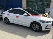 Bán ô tô Hyundai Elantra MT 1.6 đời 2017, màu trắng, nhập khẩu nguyên chiếc