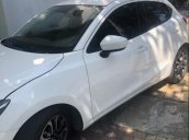 Cần bán xe Mazda 2 sản xuất 2016, màu trắng, Đk 2016