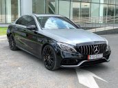 Bán xe Mercedes C300 AMG đen/đỏ đời 2018 lướt. Trả trước 650 triệu nhận xe ngay