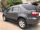 Cần bán xe Fortuner 2009, số sàn, máy dầu