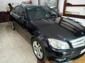 Cần bán gấp Mercedes sản xuất 2010, màu đen, xe gia đình sử dụng, không kinh doanh