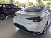 Cần bán xe Hyundai Elantra năm sản xuất 2019, xe mới 100%