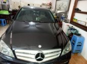 Cần bán gấp Mercedes sản xuất 2010, màu đen, xe gia đình sử dụng, không kinh doanh