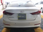 Bán ô tô Hyundai Elantra GLS 1.6AT đời 2016, màu trắng