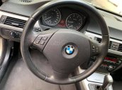 Gia đình cần bán xe BMW 320i 2008, số tự động, màu vàng cát