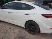 Bán Hyundai Elantra GLS 1.6AT màu trắng, số tự động sản xuất 2016, biển Sài Gòn, 1 chủ đi 26000km