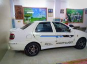 Bán xe 5 chỗ Fiat Siena 1.3 2003, xe màu trắng, máy êm, sử dụng kĩ, bảo trì thường xuyên