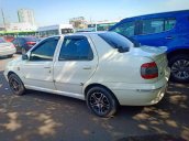 Bán xe 5 chỗ Fiat Siena 1.3 2003, xe màu trắng, máy êm, sử dụng kĩ, bảo trì thường xuyên