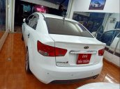 Cần bán gấp Kia Forte S năm 2013, màu trắng