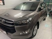 Cần bán Toyota Innova G năm 2016, màu xám