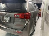 Cần bán Toyota Innova G năm 2016, màu xám