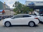 Xả lô Hyundai Accent Base trắng+ Tặng quà 10tr+ Hỗ trợ nợ xấu nhóm 5