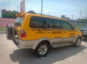 Cần bán xe Isuzu Hi lander 2004, màu vàng, nhập khẩu