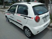 Cần bán Chevrolet Spark sản xuất 2009, màu trắng