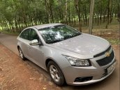 Gia đình bán Chevrolet Cruze năm 2010, màu bạc, nhập khẩu